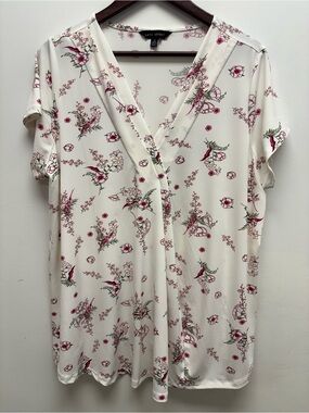 4 for $25 🌸 Lane Bryant Floral Blouse – Size 1X 🌸